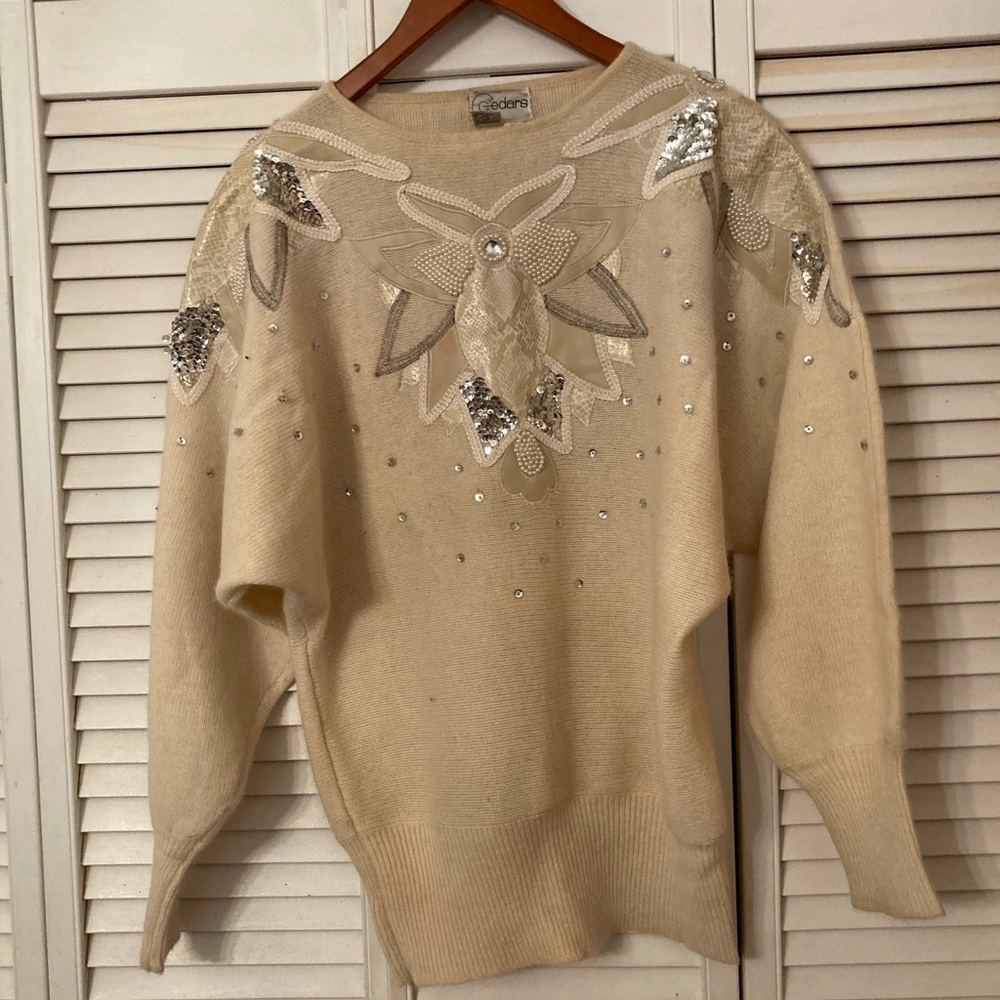 Beautiful lambs wool and agora sweater